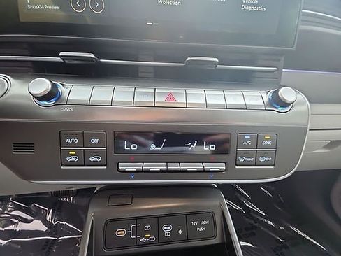 New 2026 Hyundai Kona SEL Premium image 32