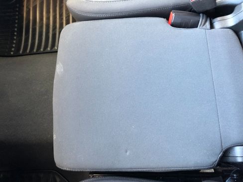 Certified 2024 Chevrolet Silverado 1500 LT image 21