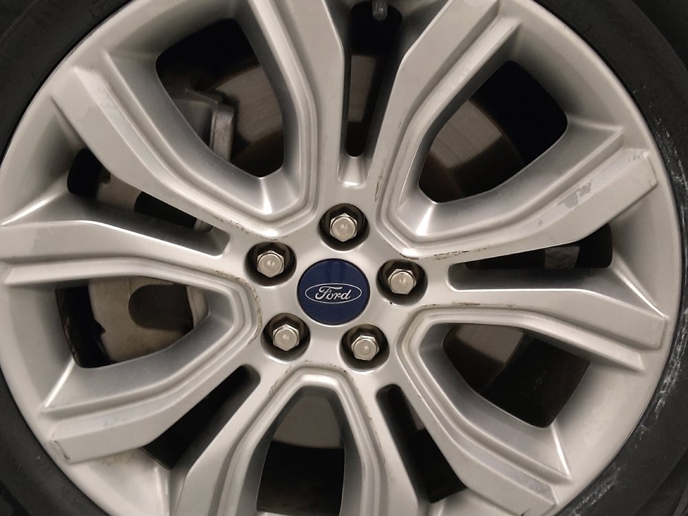 Used 2022 Ford Edge Titanium AWD/4WD image 31