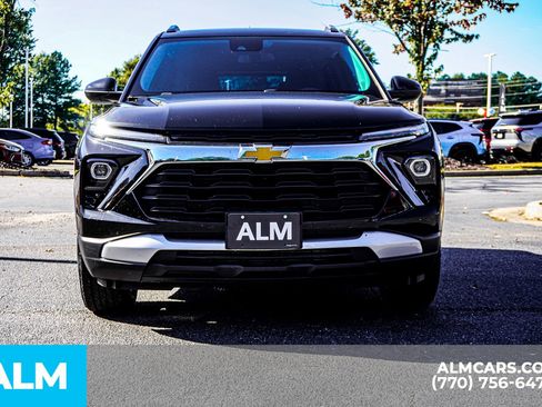 Used 2025 Chevrolet TrailBlazer LT image 12