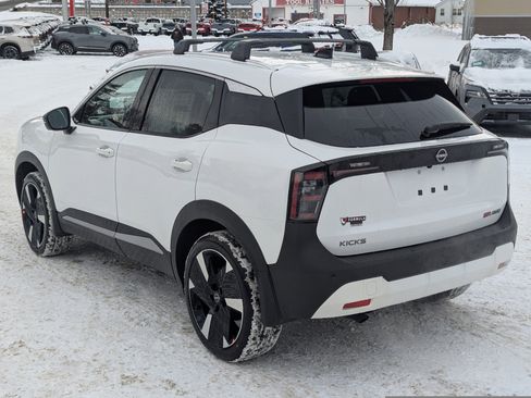 New 2026 Nissan Kicks SR w/ Cold Weather Package image 5