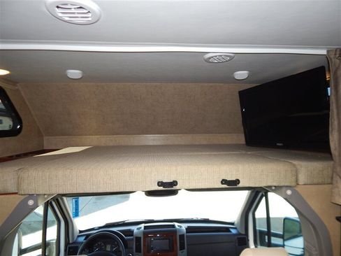 Used 2015 Mercedes-Benz Sprinter 3500 image 45