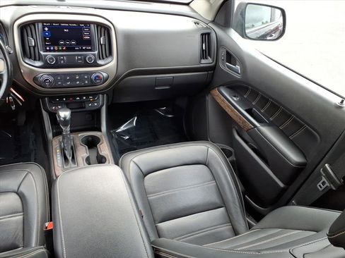 Certified 2022 GMC Canyon Denali image 12