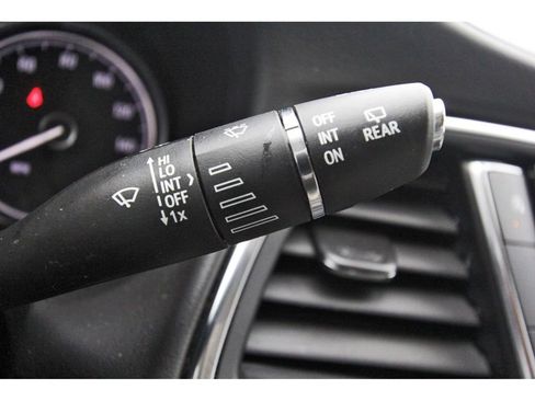 Used 2024 Buick Enclave Essence w/ Experience Buick Package image 19