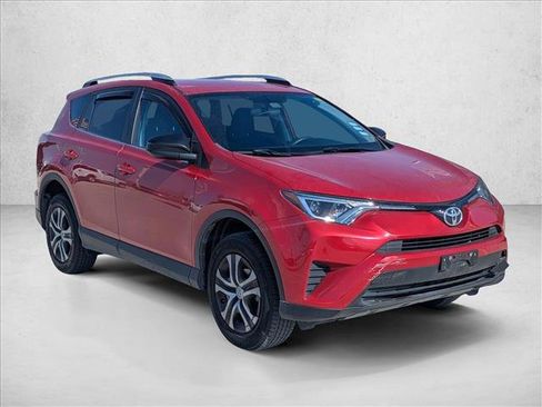 Used 2016 Toyota RAV4 LE image 3