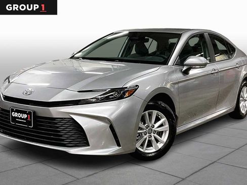 New 2026 Toyota Camry LE image 1