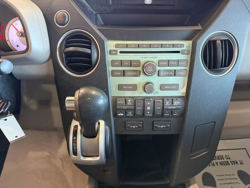 Used 2010 Honda Pilot EX-L image 18