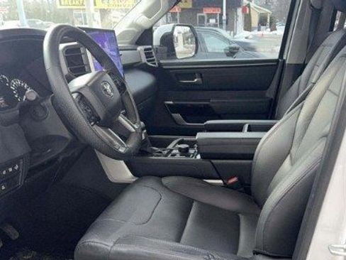 Used 2023 Toyota Tundra Limited image 7