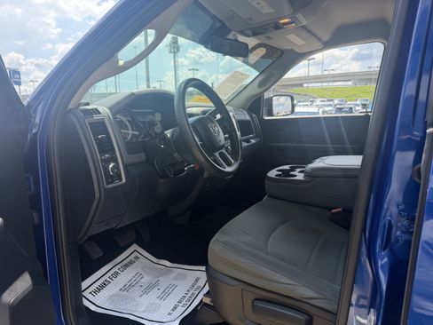 Used 2014 RAM 1500 Express AWD/4WD image 30