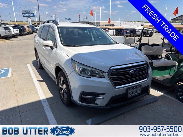 Used 2019 Subaru Ascent Premium AWD/4WD image 2