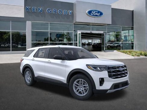 New 2026 Ford Explorer Active w/ Active Comfort Package RWD image 1