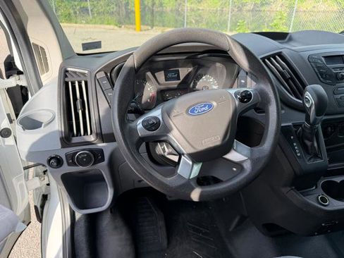 Used 2019 Ford Transit 150 130 Low Roof RWD image 21