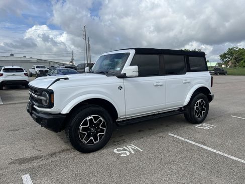 Used 2022 Ford Bronco Outer Banks AWD/4WD image 4