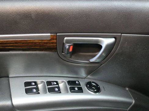 Used 2012 Hyundai Santa Fe Limited image 17