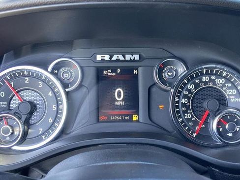 Used 2025 RAM 1500 Big Horn AWD/4WD image 7