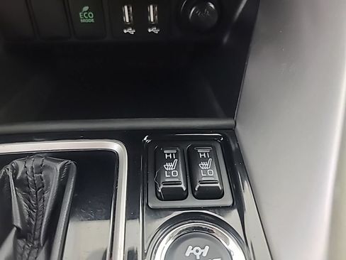 Used 2025 Mitsubishi Eclipse Cross SE AWD/4WD image 36