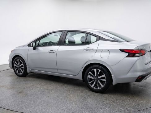 Used 2025 Nissan Versa SV FWD image 6