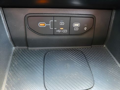 Used 2026 Kia Sportage EX FWD image 30