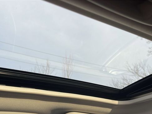 Used 2017 Subaru Impreza 2.0i Premium image 25