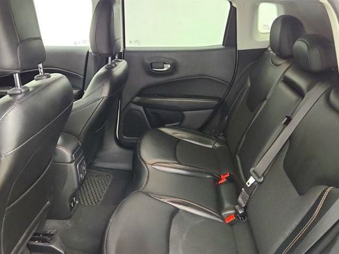 Used 2020 Jeep Compass Latitude w/ Popular Equipment Group AWD/4WD image 21
