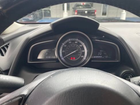 Used 2016 MAZDA CX-3 Touring w/ Premium Package FWD image 9