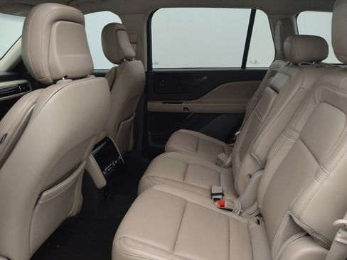 Used 2020 Lincoln Aviator Reserve RWD image 18