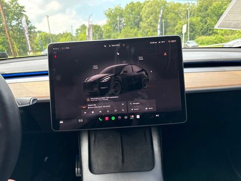 Used 2022 Tesla Model Y Performance AWD/4WD image 13