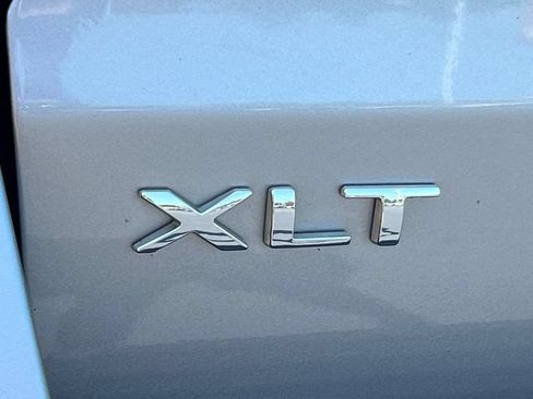 Certified 2020 Ford Expedition XLT w/ Equipment Group 201A AWD/4WD image 12