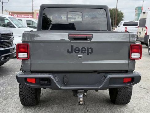 Used 2020 Jeep Gladiator Sport w/ Quick Order Package 24S AWD/4WD image 3