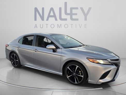 Used 2019 Toyota Camry XSE FWD image 6