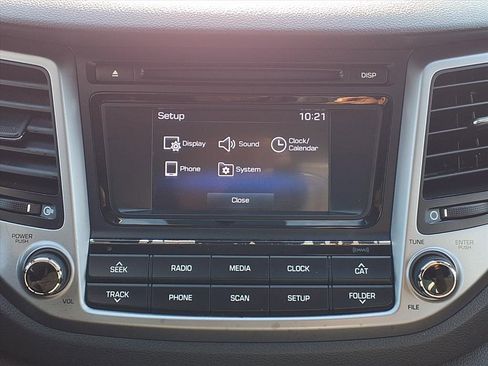 Used 2017 Hyundai Tucson SE image 6