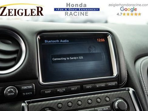 Used 2016 Nissan GT-R Premium image 24