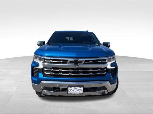Used 2023 Chevrolet Silverado 1500 LTZ w/ LTZ Premium Package AWD/4WD image 9