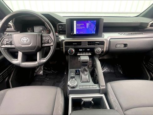 Used 2025 Toyota Tacoma SR5 image 19