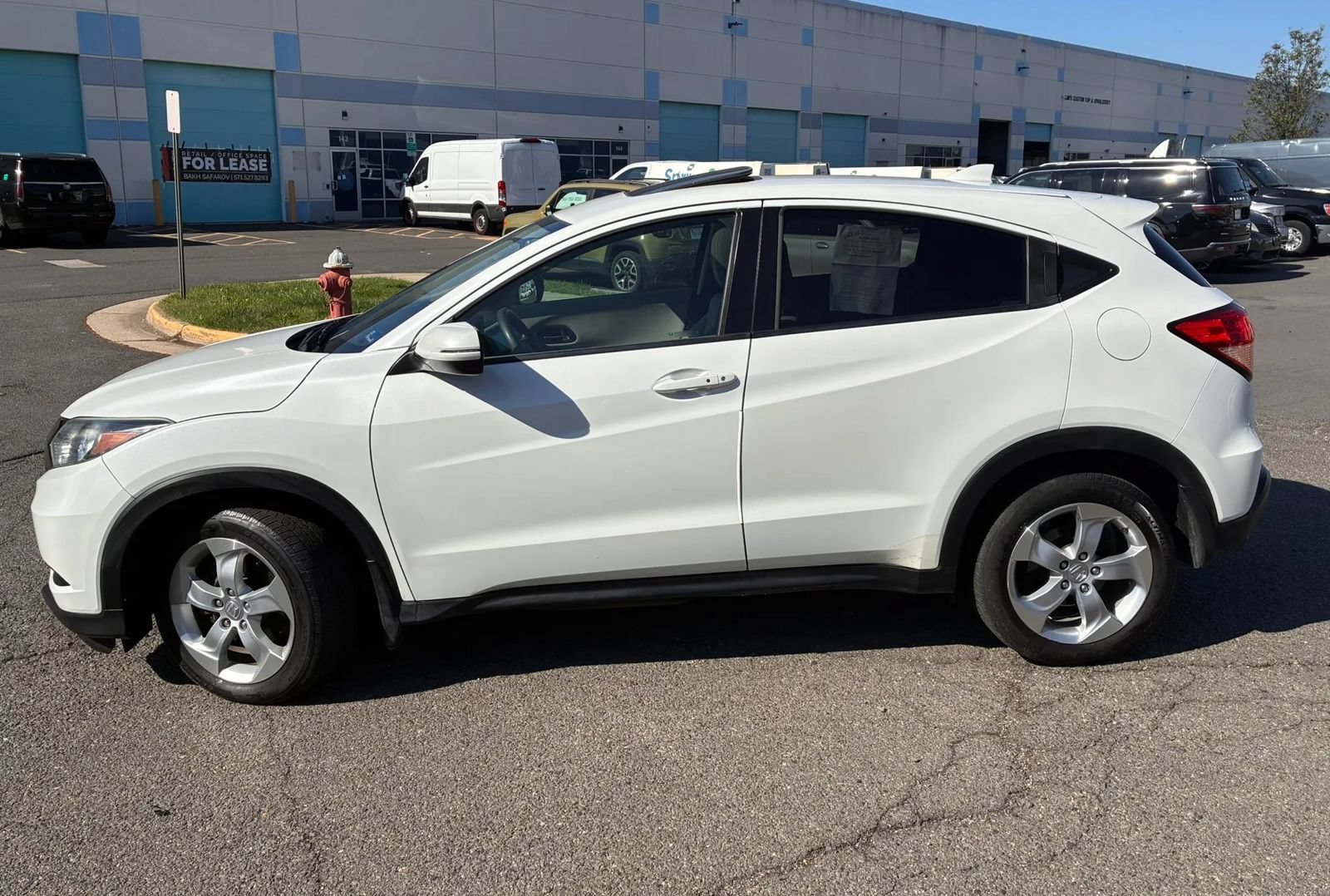 Used 2016 Honda HR-V EX image 5