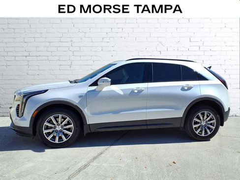 Used 2023 Cadillac XT4 Sport image 2