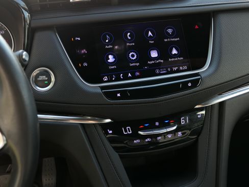 Certified 2024 Cadillac XT5 Premium Luxury FWD image 20