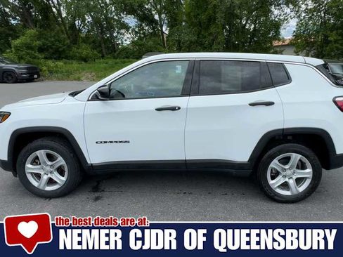 Used 2024 Jeep Compass Sport AWD/4WD image 5