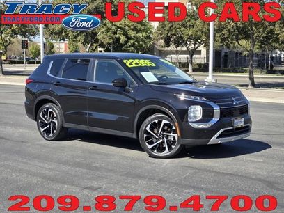 Used 2024 Mitsubishi Outlander SE