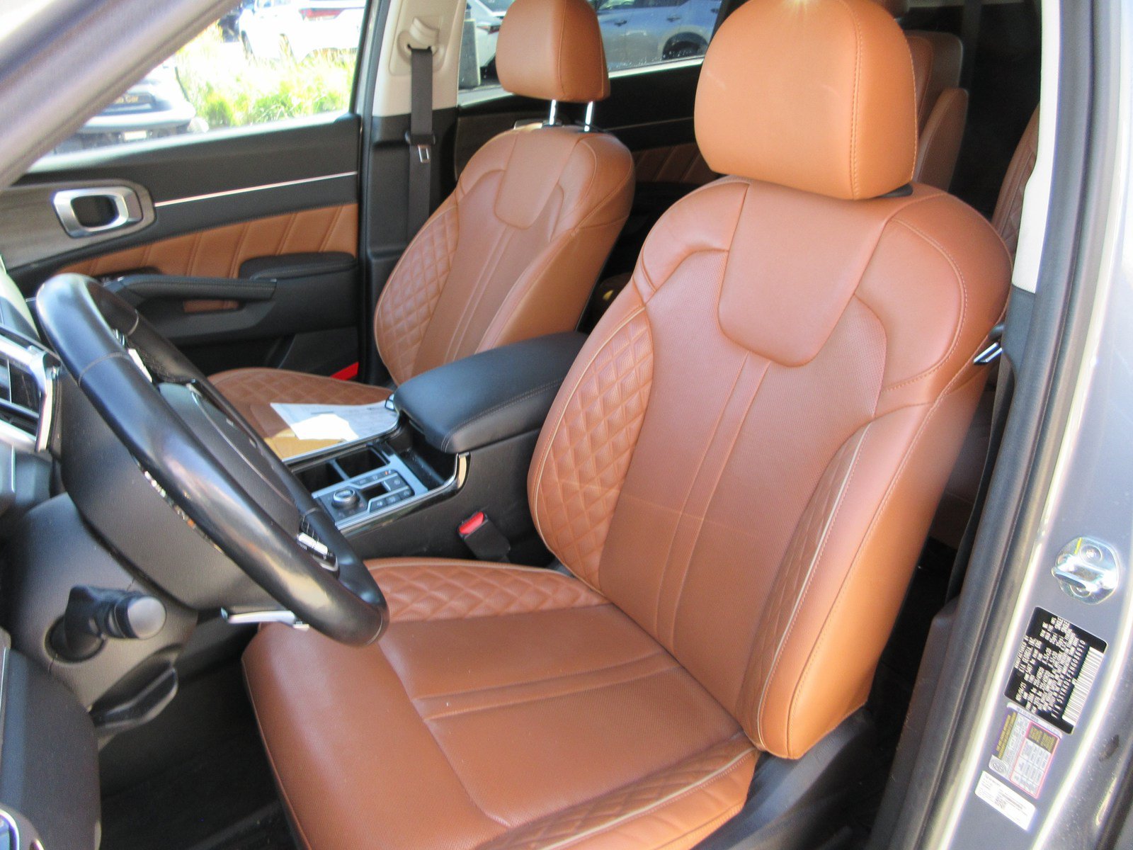 Used 2022 Kia Sorento SX Prestige w/ Rust Color Package AWD/4WD image 22