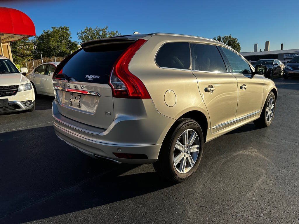 Used 2017 Volvo XC60 T5 Inscription w/ Preferred Option Package FWD image 7