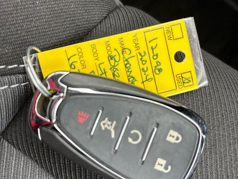 Used 2024 Chevrolet Blazer LT w/ Convenience Package image 21