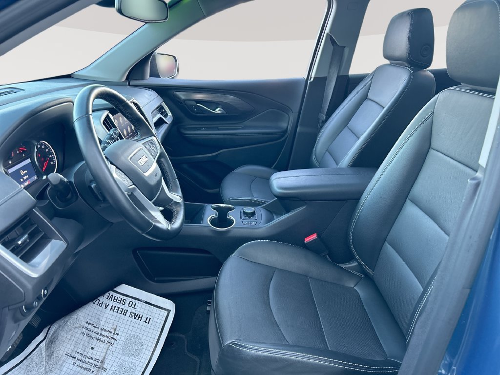 Used 2024 GMC Terrain SLT AWD/4WD image 24