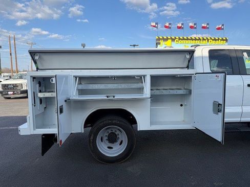 New 2026 Ford F450 XL image 9