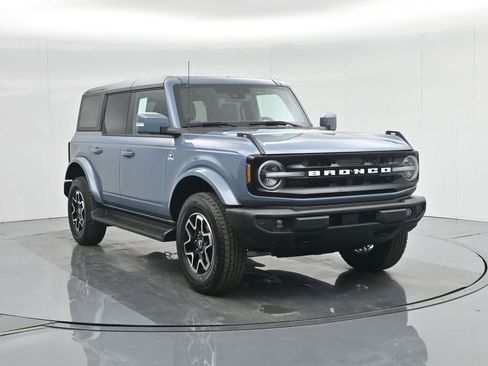 New 2025 Ford Bronco Outer Banks image 61