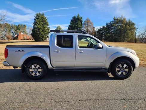 Used 2012 Nissan Frontier PRO-4X w/ Pro-4x Luxury Pkg image 5
