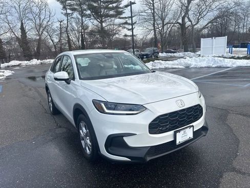 Certified 2023 Honda HR-V LX image 10