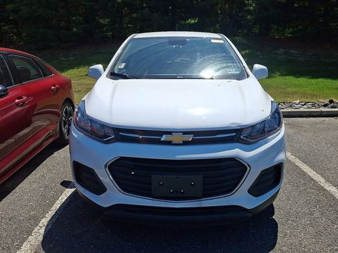 Used 2019 Chevrolet Trax LS w/ Tint and Cruise Package FWD image 2