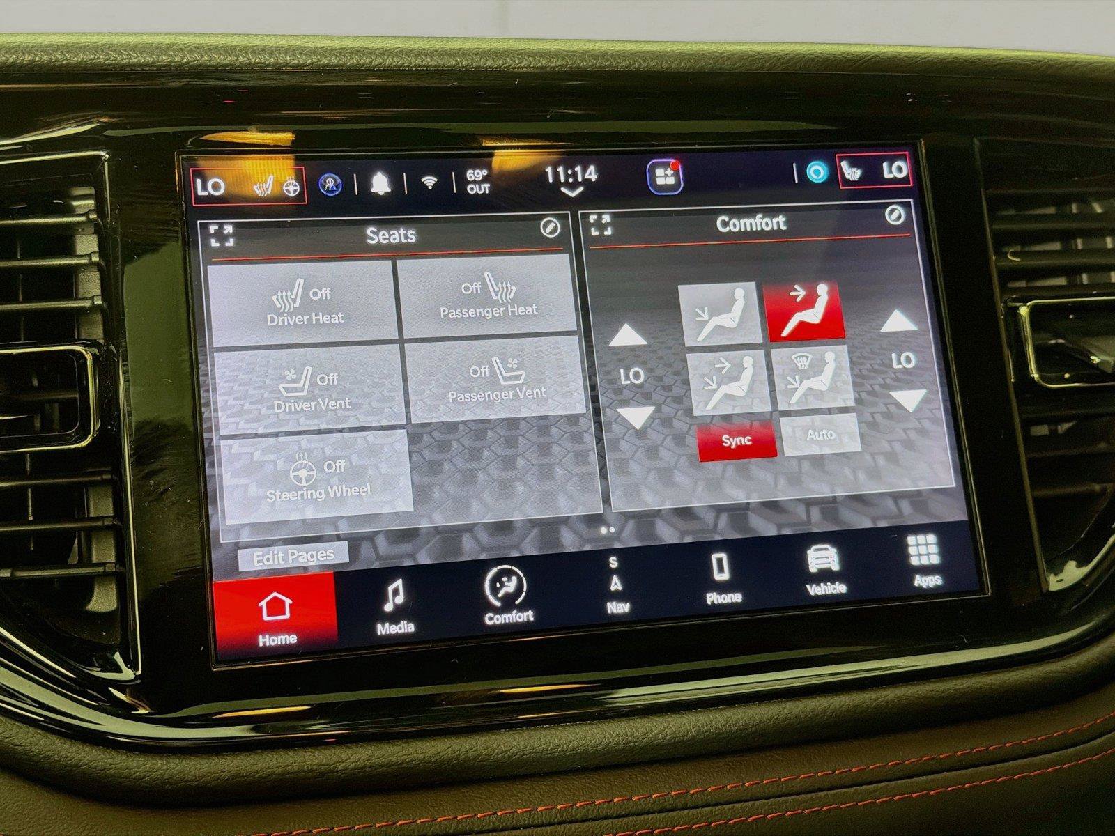 Used 2023 Dodge Durango R/T AWD/4WD image 19
