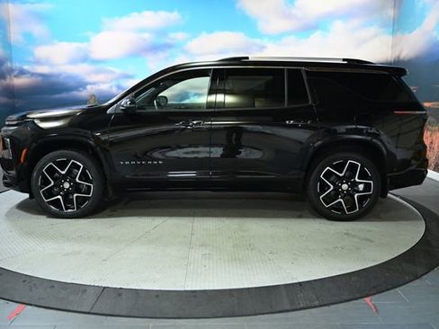 Used 2026 Chevrolet Traverse High Country w/ LPO, Floor Liner Package image 5